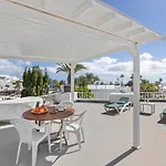 Вилла Peaceful Private Terrace & Views Коста-Тегисе