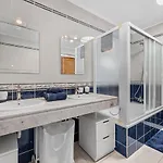 Вилла Peaceful Private Terrace & Views *