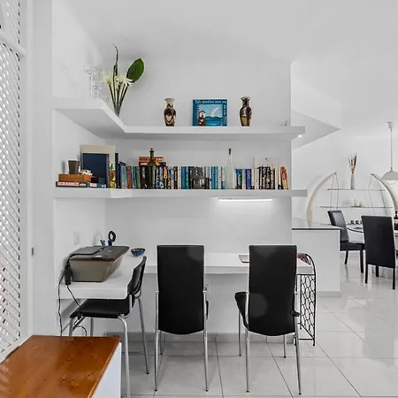 فيلة Peaceful Private Terrace & Views